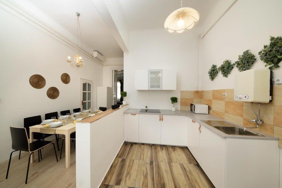 Apartment Large Cosy Budapest